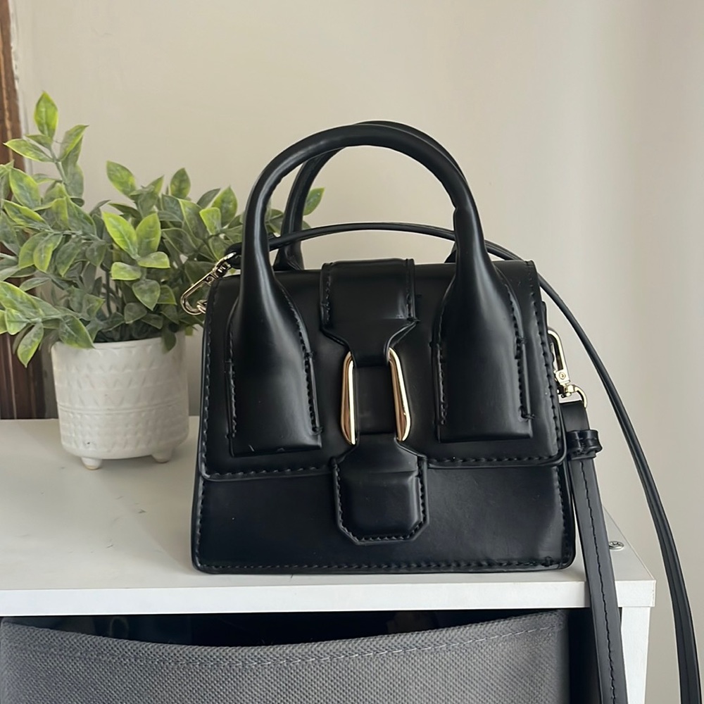 Mini Zara Crossbody bag